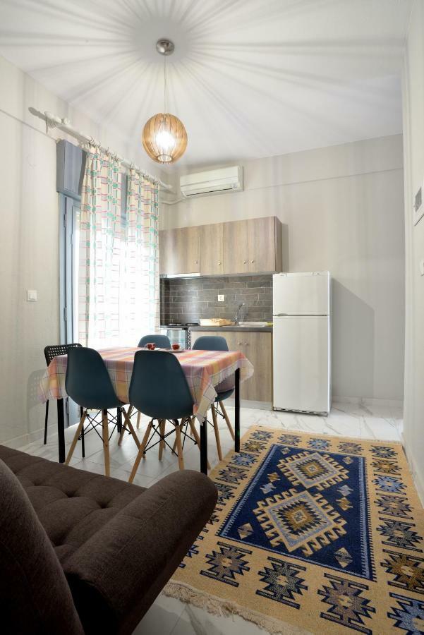 Deluxe Seaside Apartment Konstantinidis Nea Poteidaia Luaran gambar