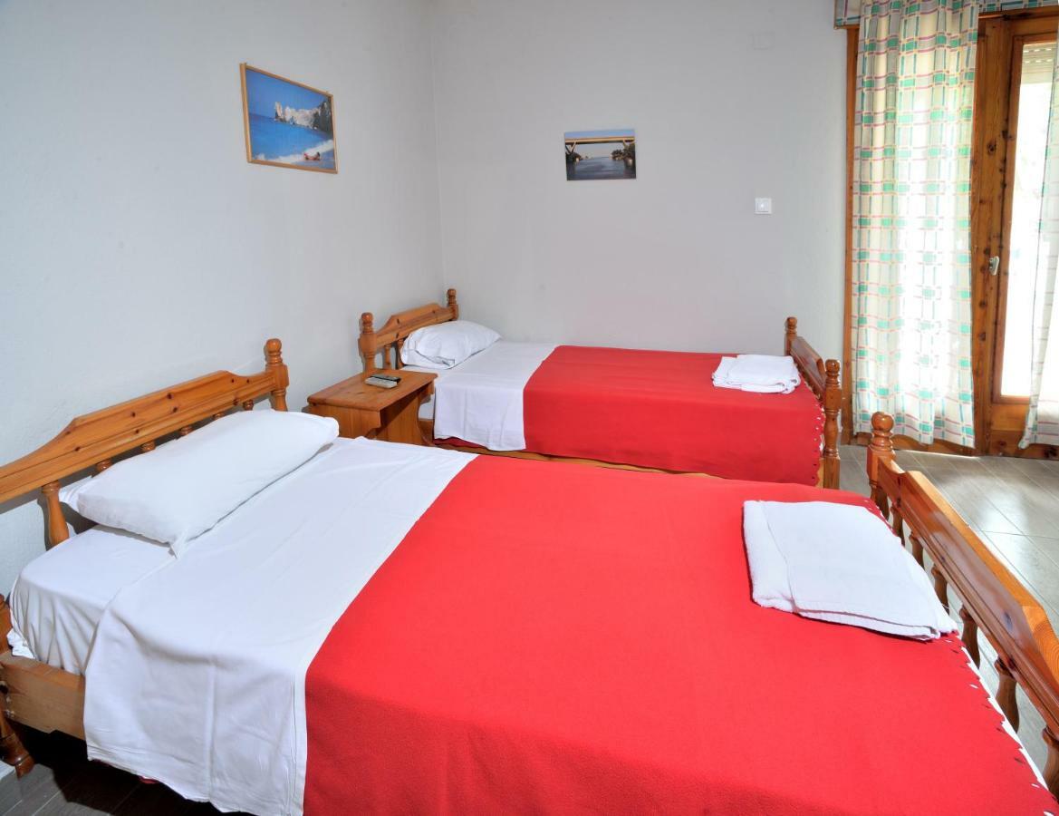 Deluxe Seaside Apartment Konstantinidis Nea Poteidaia Luaran gambar